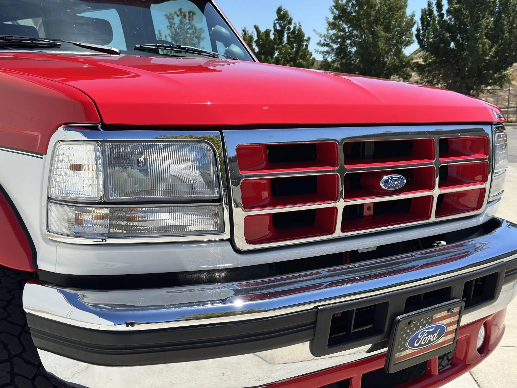 7.3L Power Stroke-Powered 1995 Ford C-350 Centurion 4×4