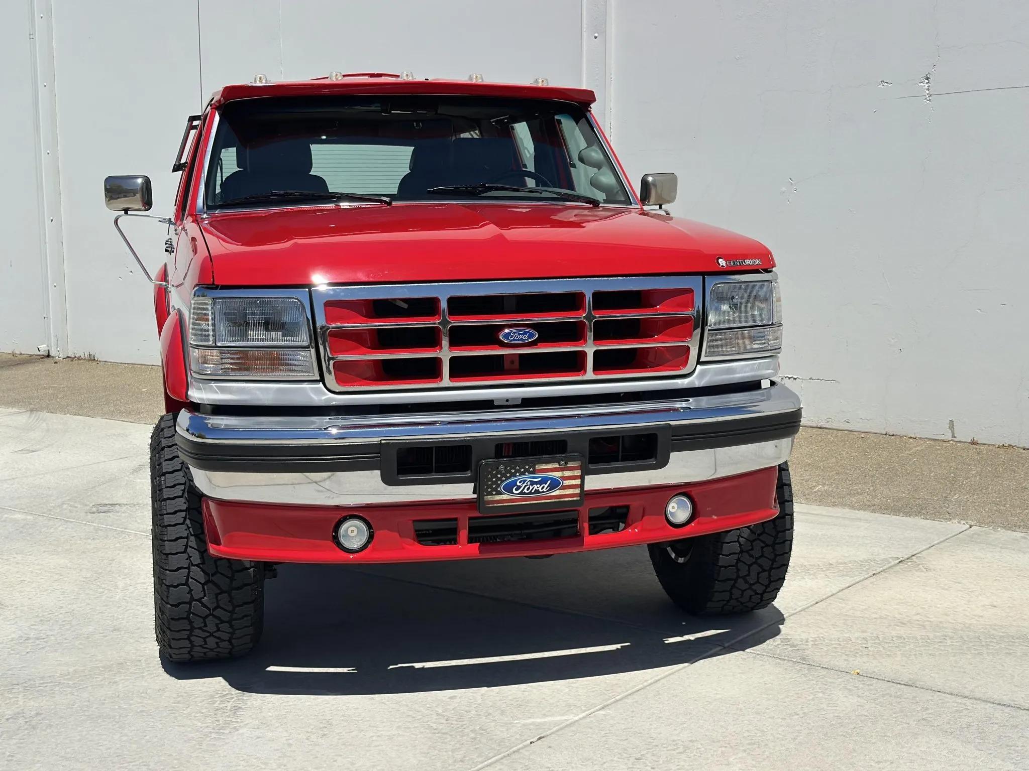 7.3L Power Stroke-Powered 1995 Ford C-350 Centurion 4×4