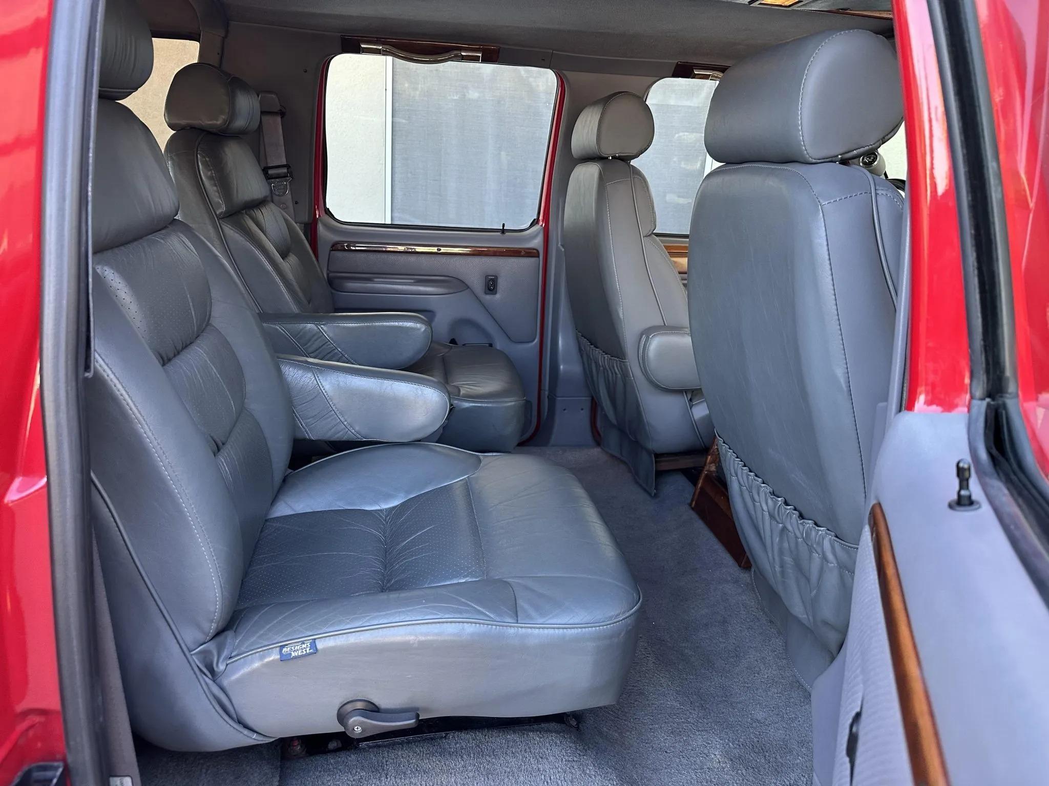 7.3L Power Stroke-Powered 1995 Ford C-350 Centurion 4×4