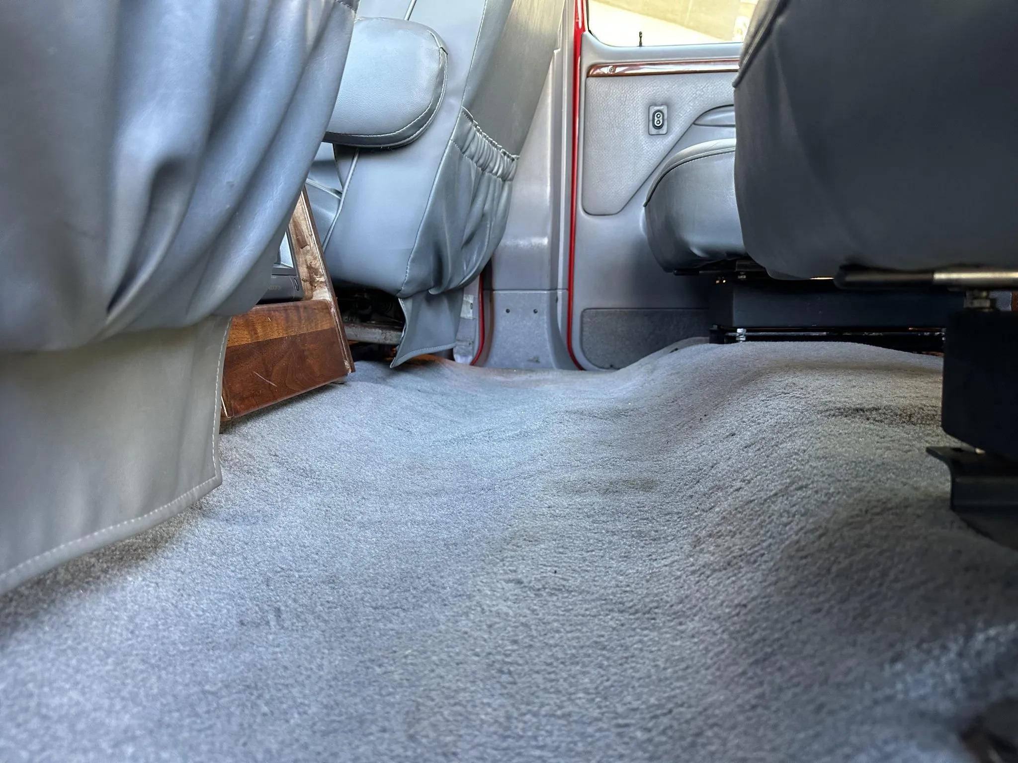 7.3L Power Stroke-Powered 1995 Ford C-350 Centurion 4×4