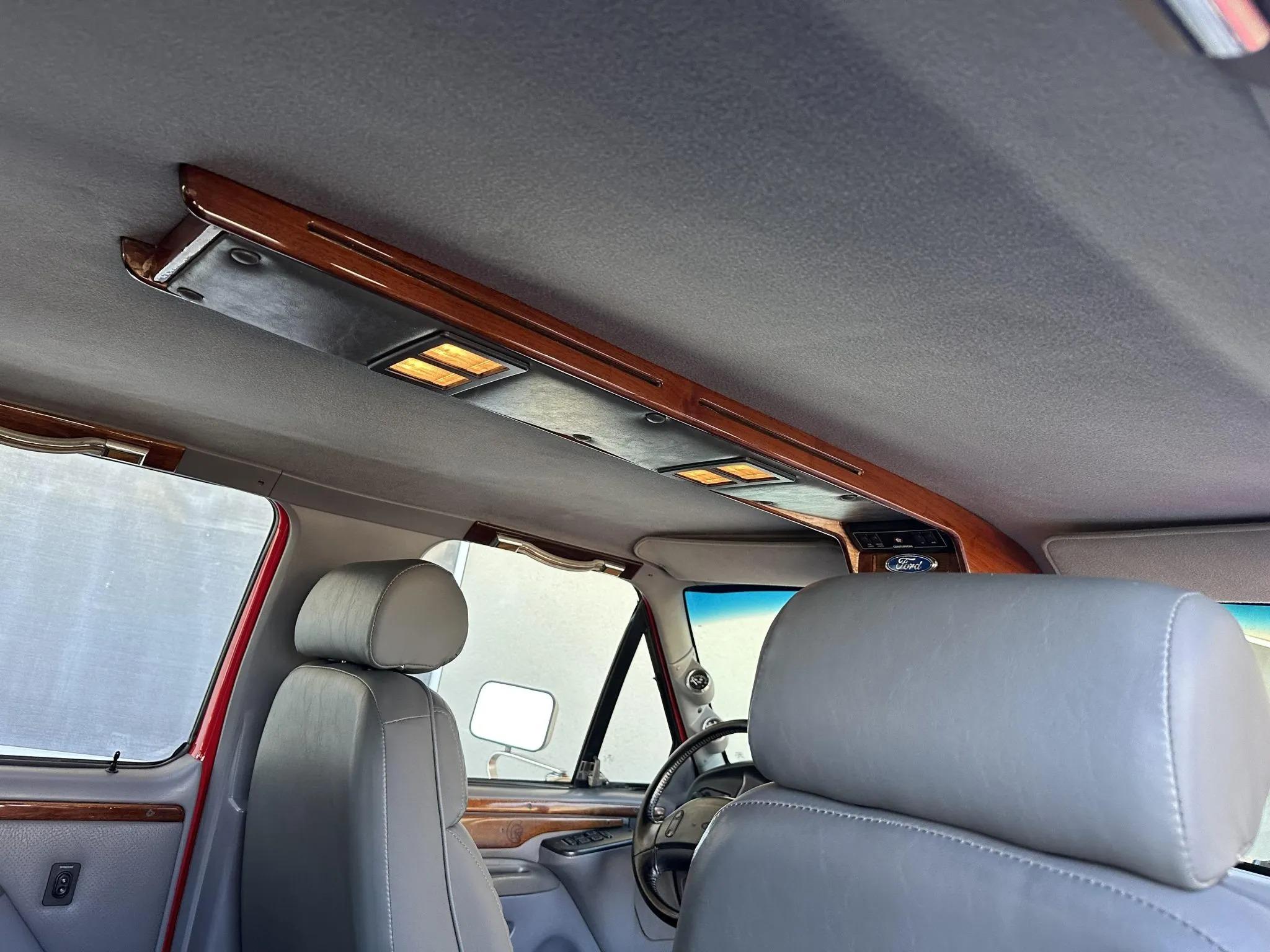 7.3L Power Stroke-Powered 1995 Ford C-350 Centurion 4×4