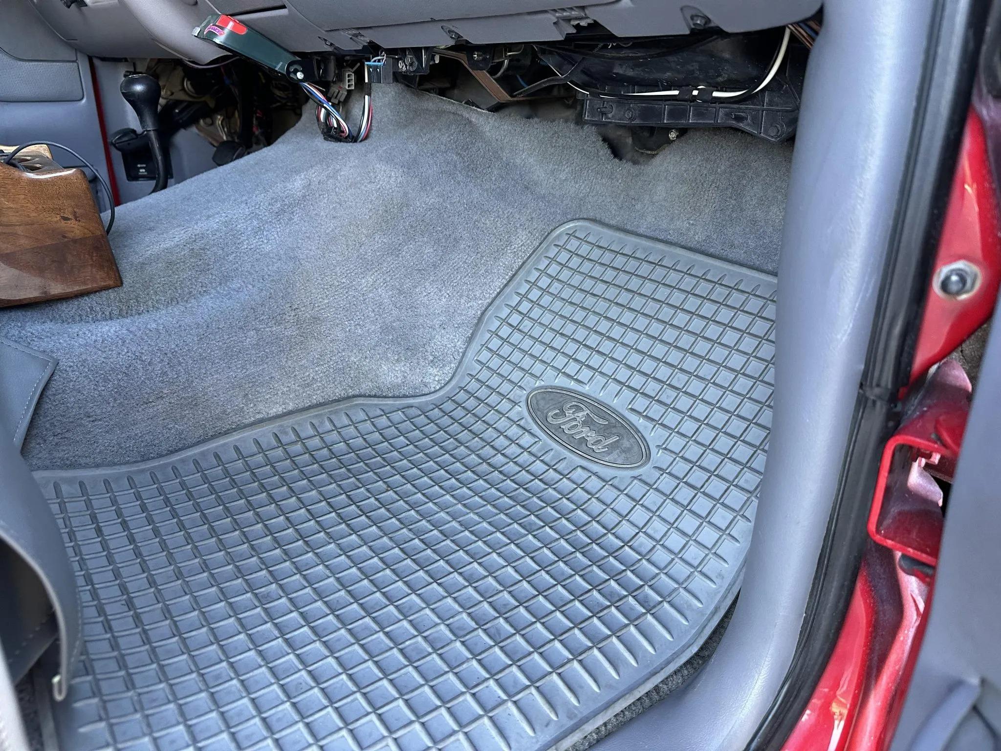 7.3L Power Stroke-Powered 1995 Ford C-350 Centurion 4×4