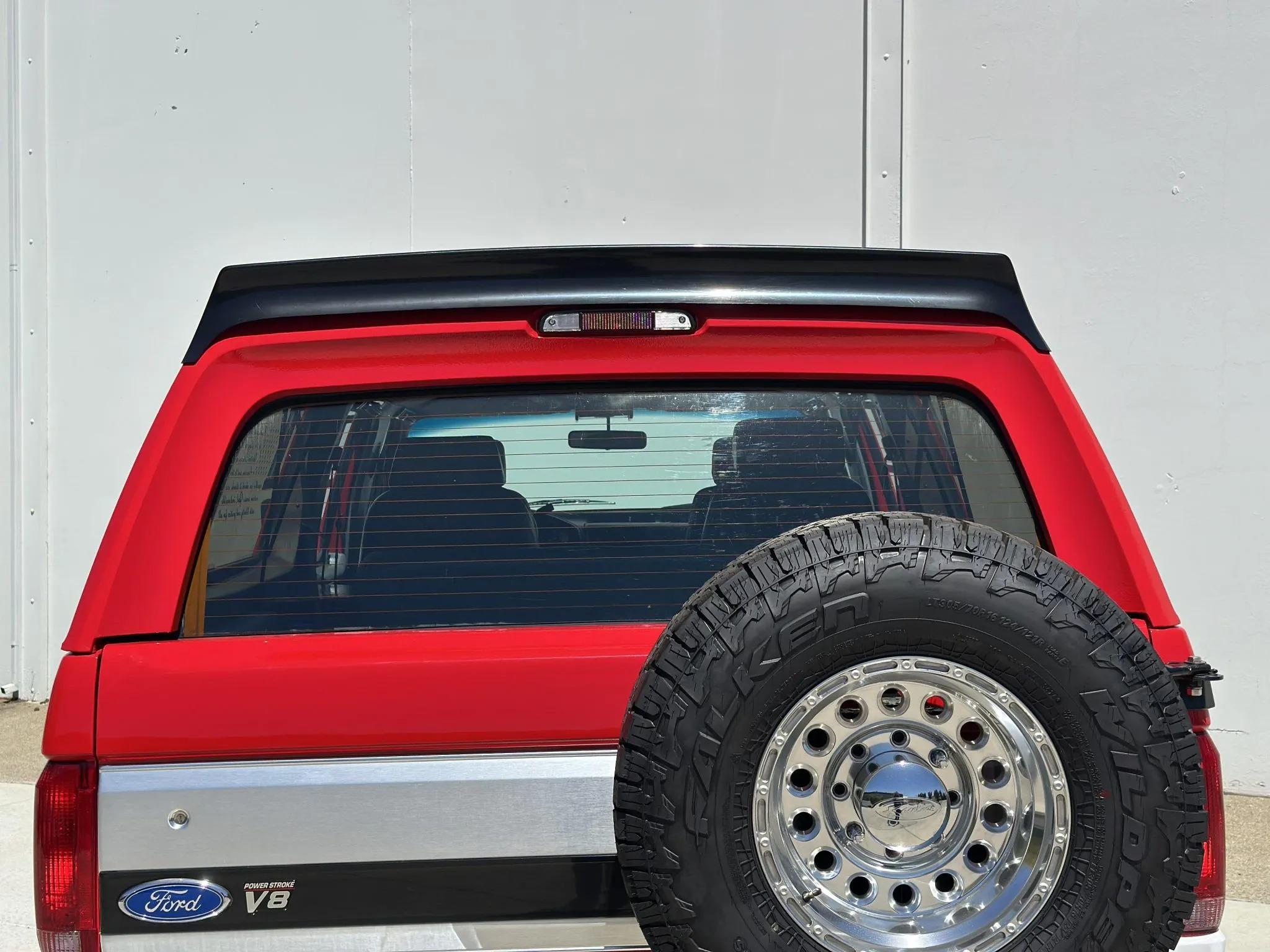 7.3L Power Stroke-Powered 1995 Ford C-350 Centurion 4×4