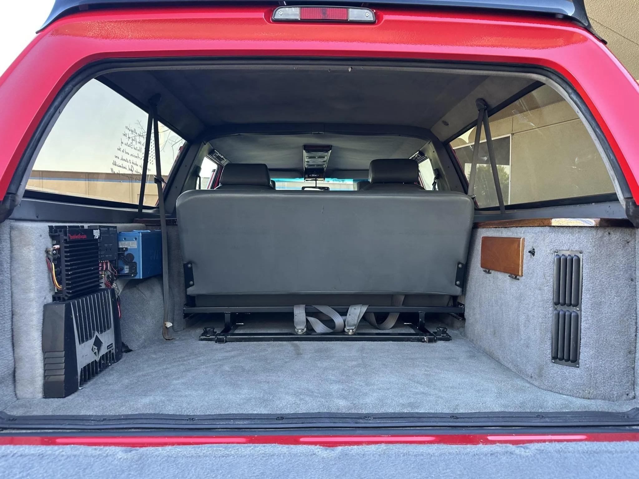 7.3L Power Stroke-Powered 1995 Ford C-350 Centurion 4×4