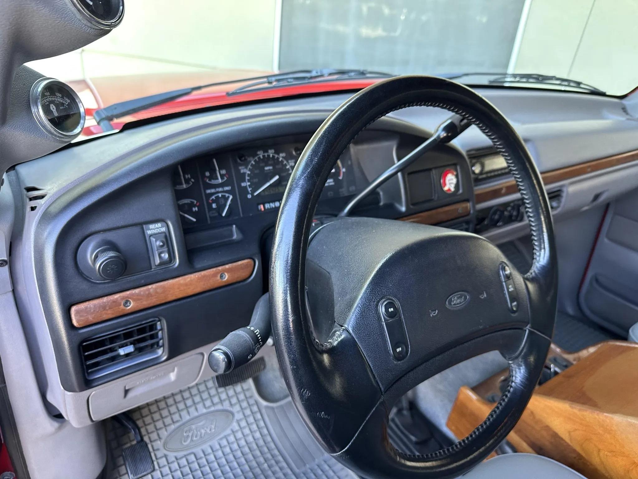 7.3L Power Stroke-Powered 1995 Ford C-350 Centurion 4×4