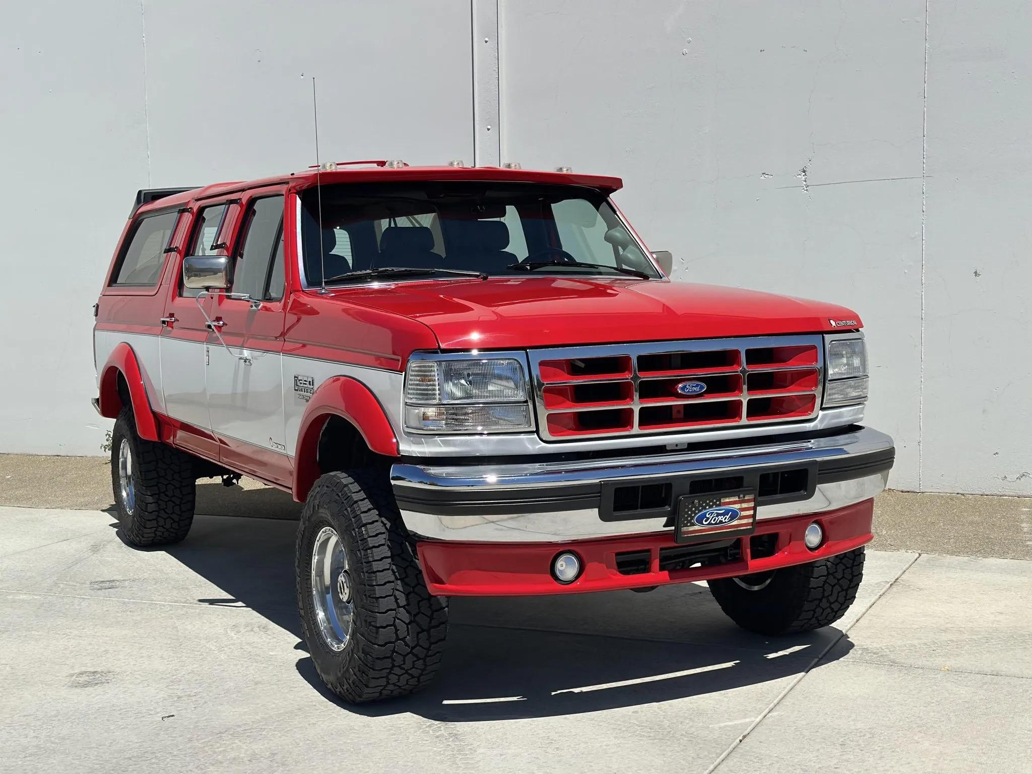 7.3L Power Stroke-Powered 1995 Ford C-350 Centurion 4×4