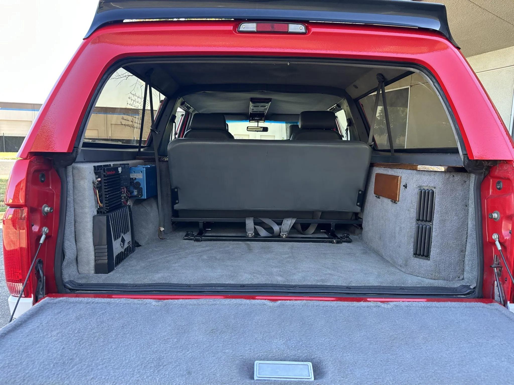 7.3L Power Stroke-Powered 1995 Ford C-350 Centurion 4×4