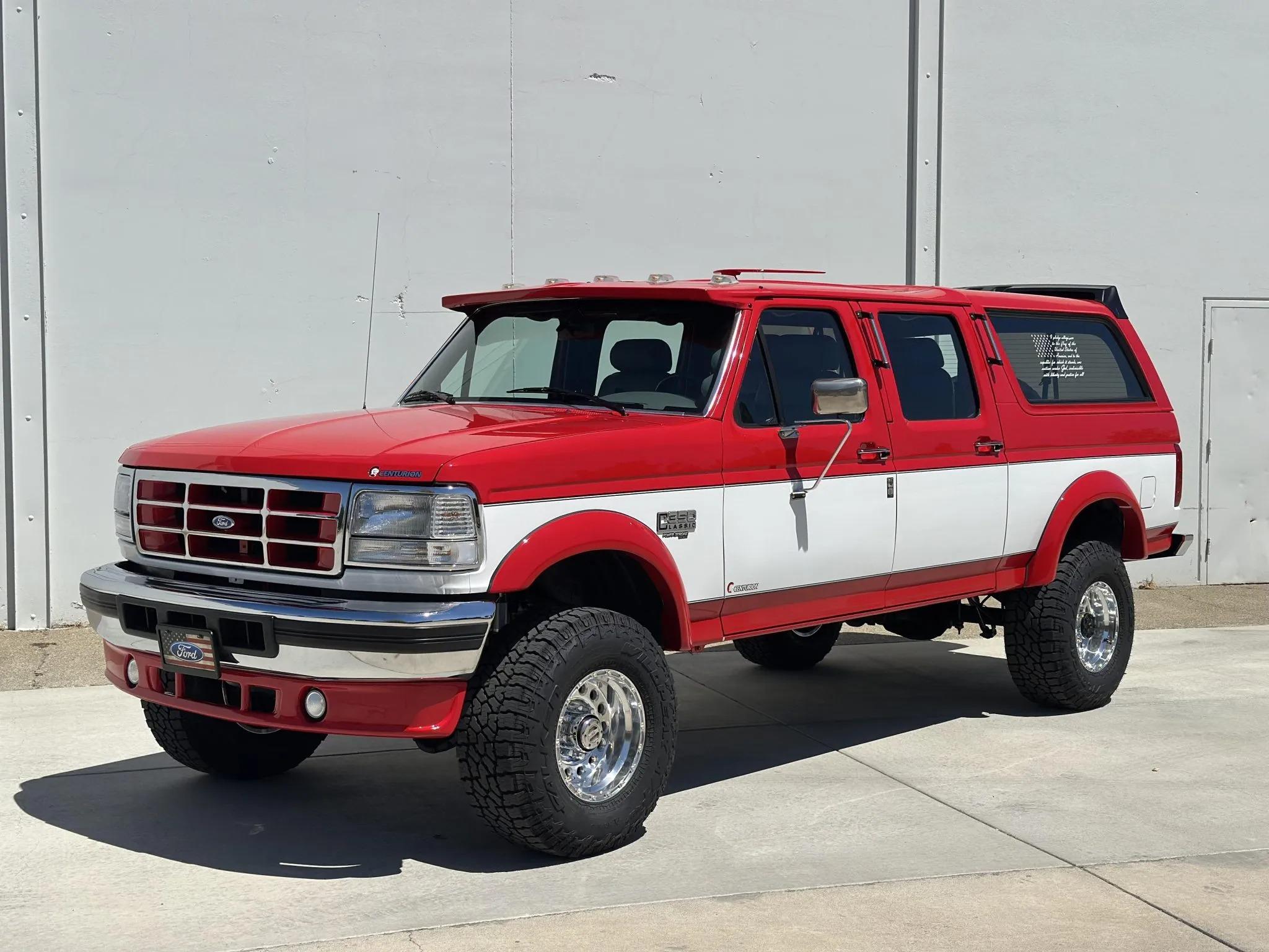 7.3L Power Stroke-Powered 1995 Ford C-350 Centurion 4×4