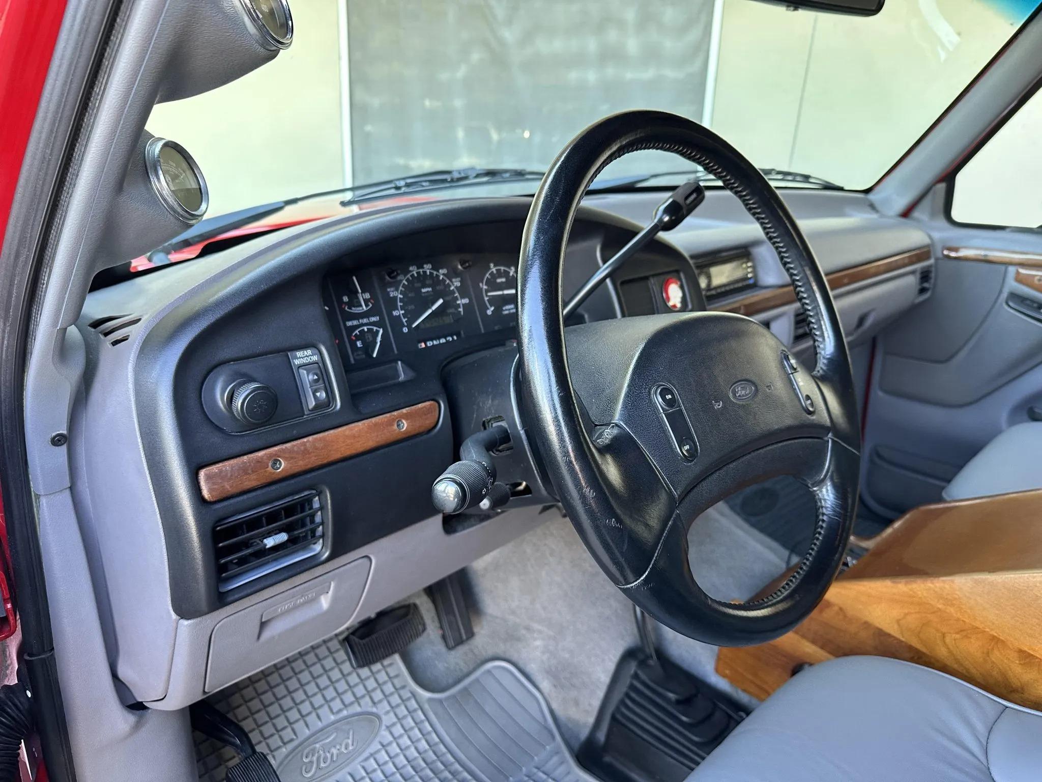 7.3L Power Stroke-Powered 1995 Ford C-350 Centurion 4×4