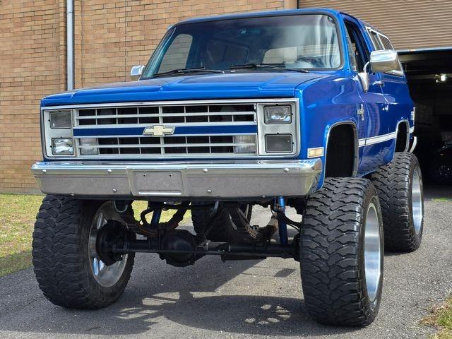 1988 Chevrolet Blazer Silverado - 2