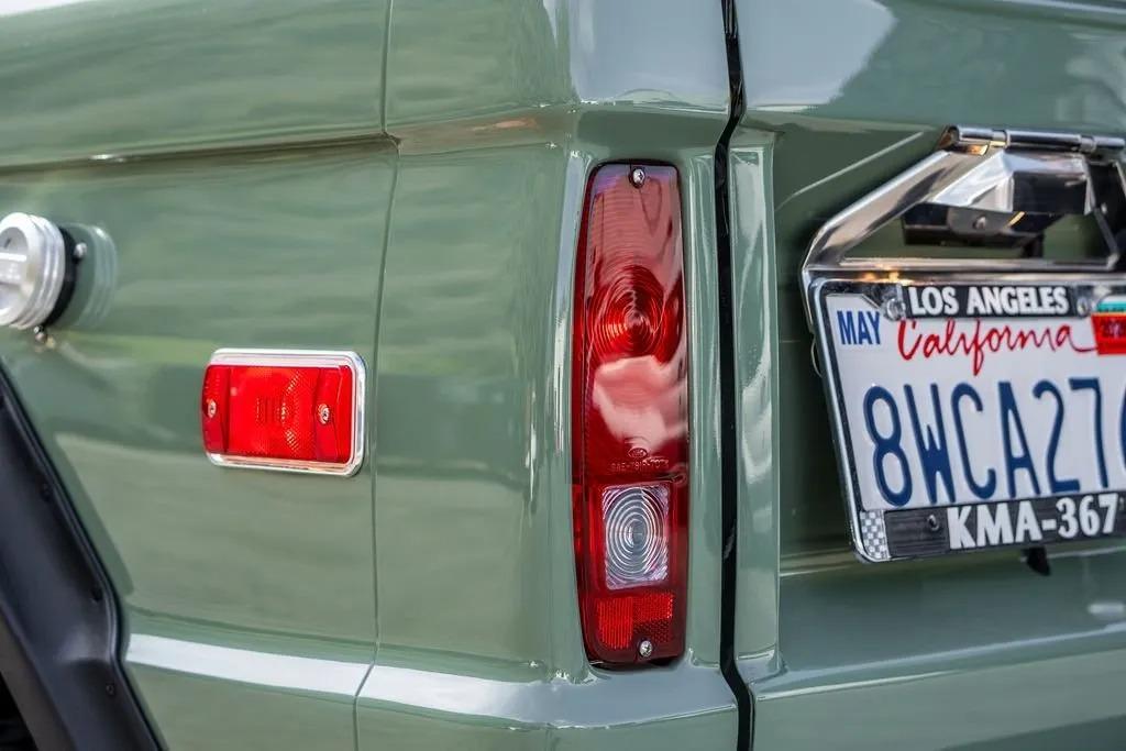1973 Ford Bronco Restomod