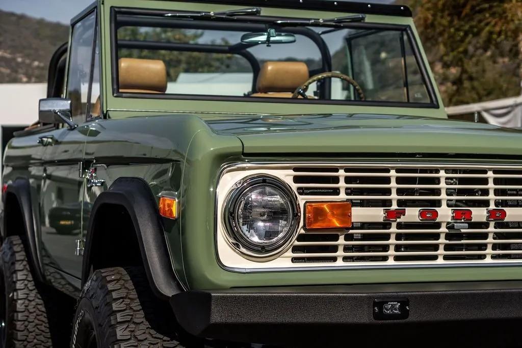 1973 Ford Bronco Restomod