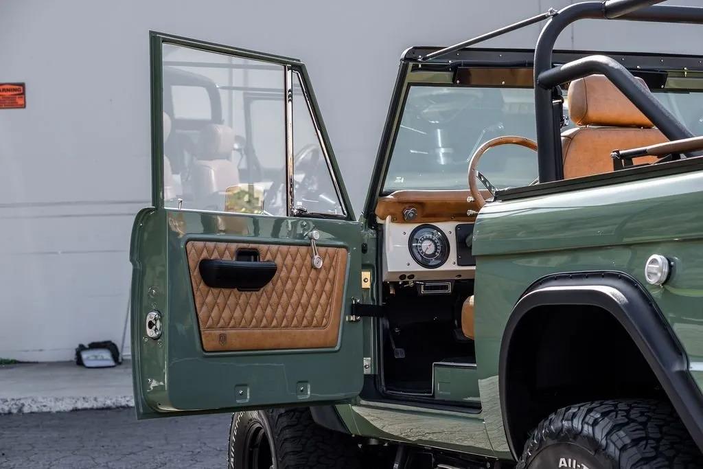 1973 Ford Bronco Restomod