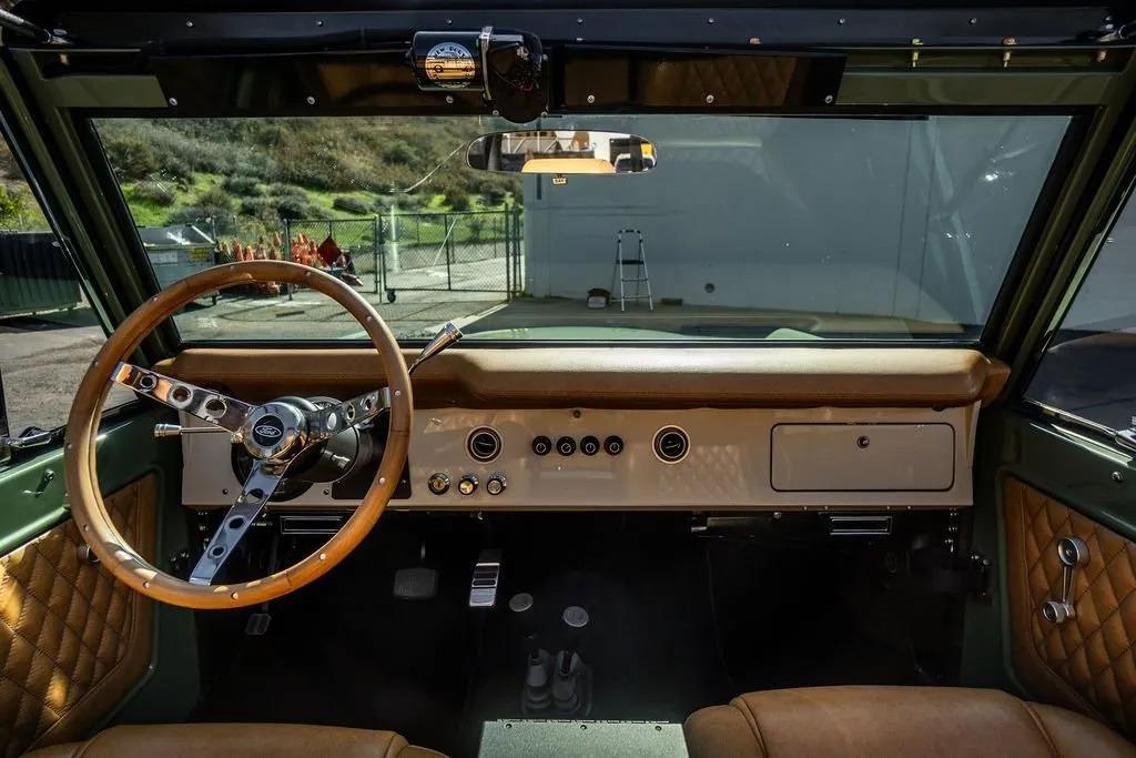 1973 Ford Bronco Restomod