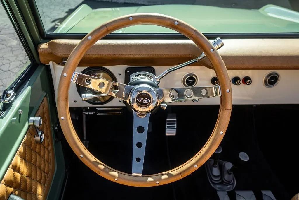 1973 Ford Bronco Restomod