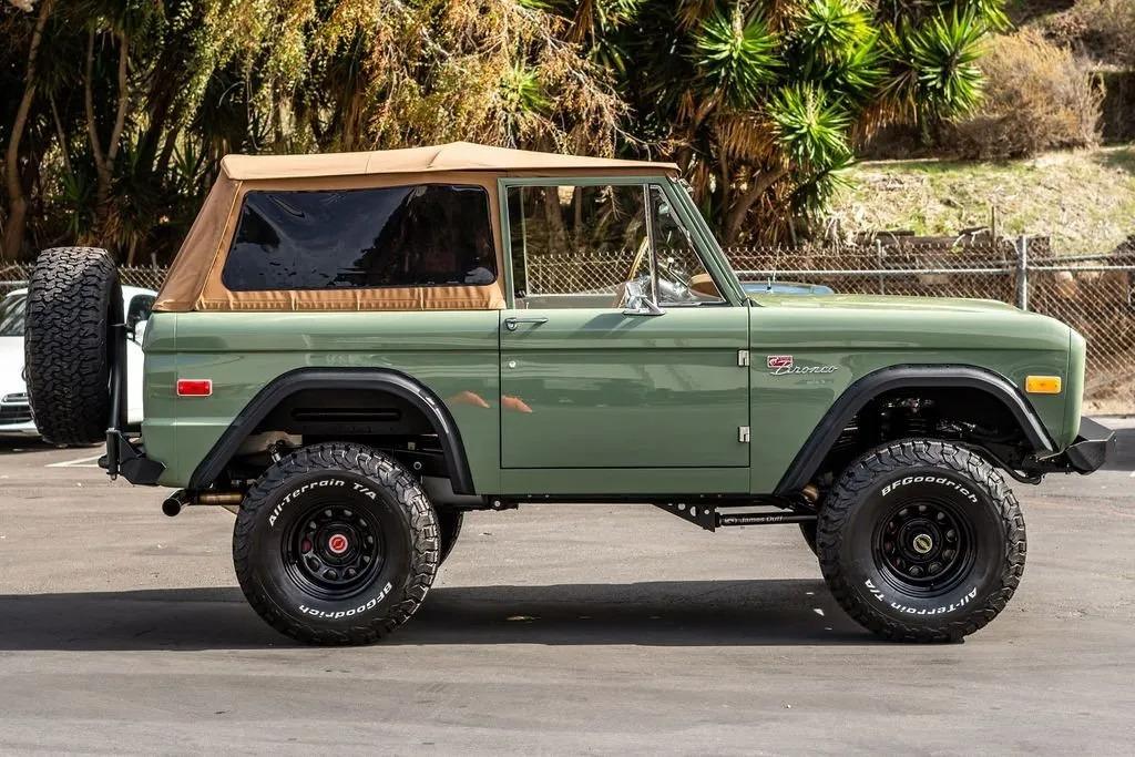 1973 Ford Bronco Restomod