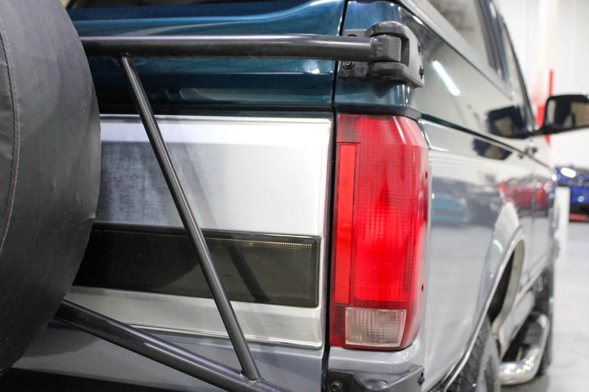 1994 Ford Bronco XLT