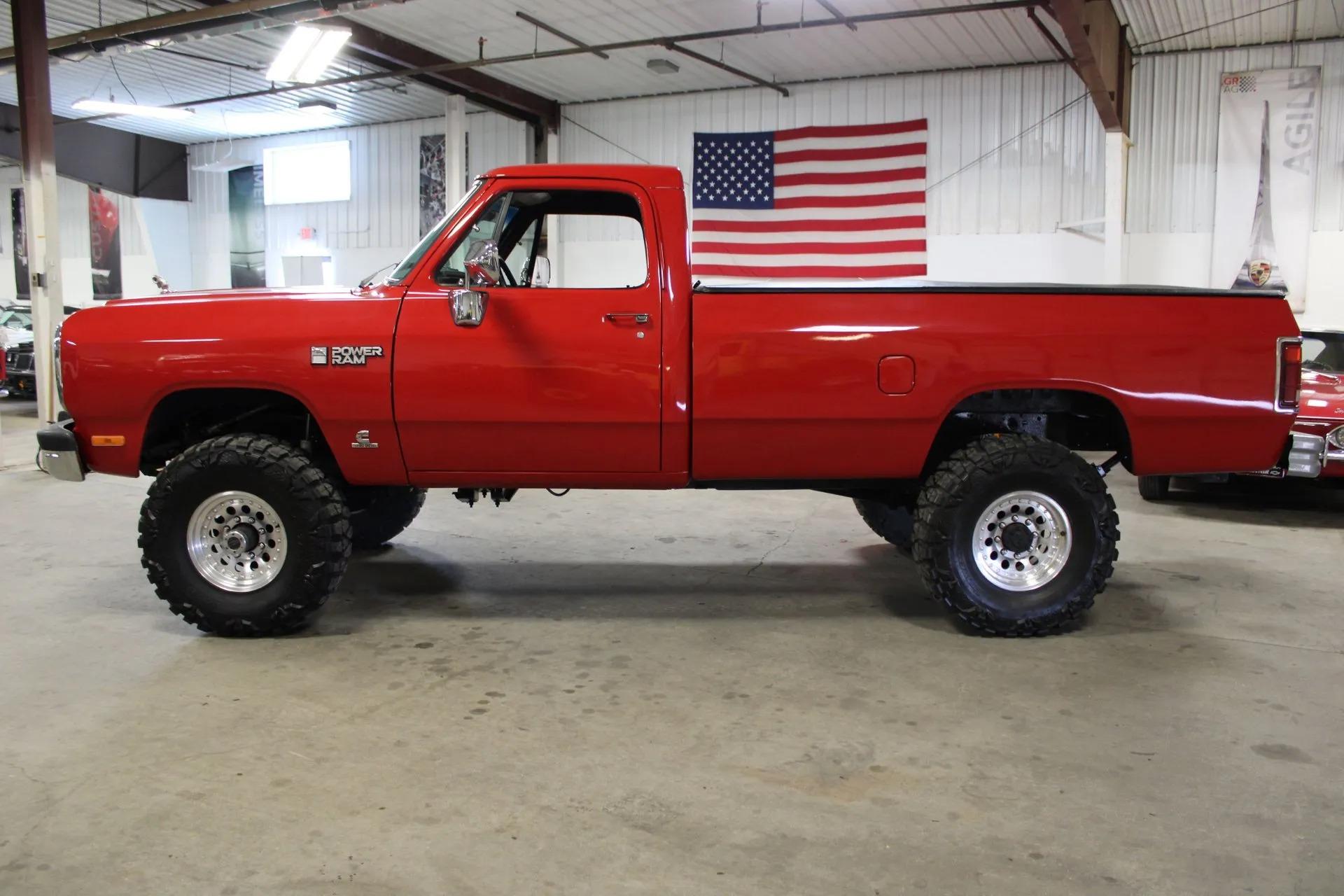 1993 Dodge Ram D250 - 3