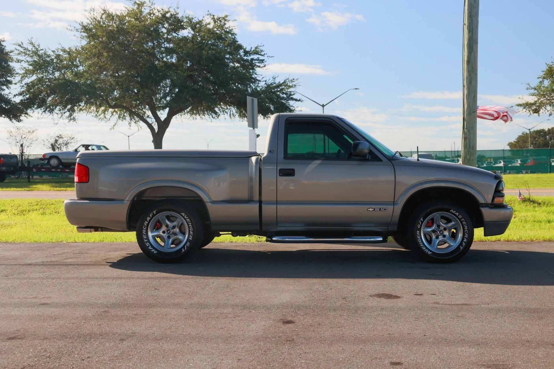 2000 Chevrolet S-10 - 4