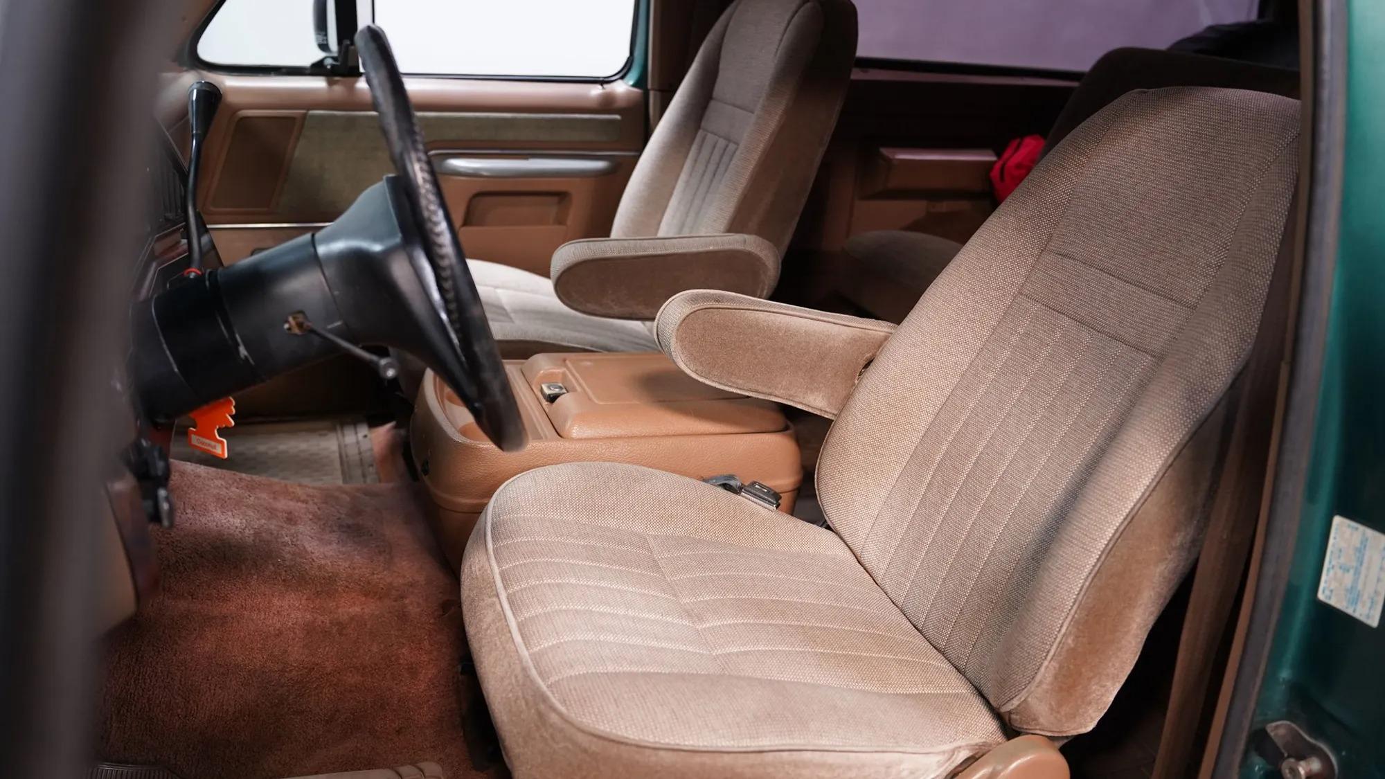 1989 Ford Bronco XLT