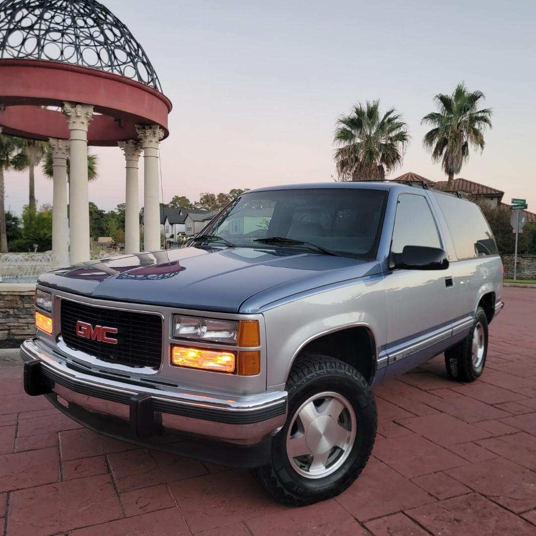 1994 GMC Yukon SLE - 3
