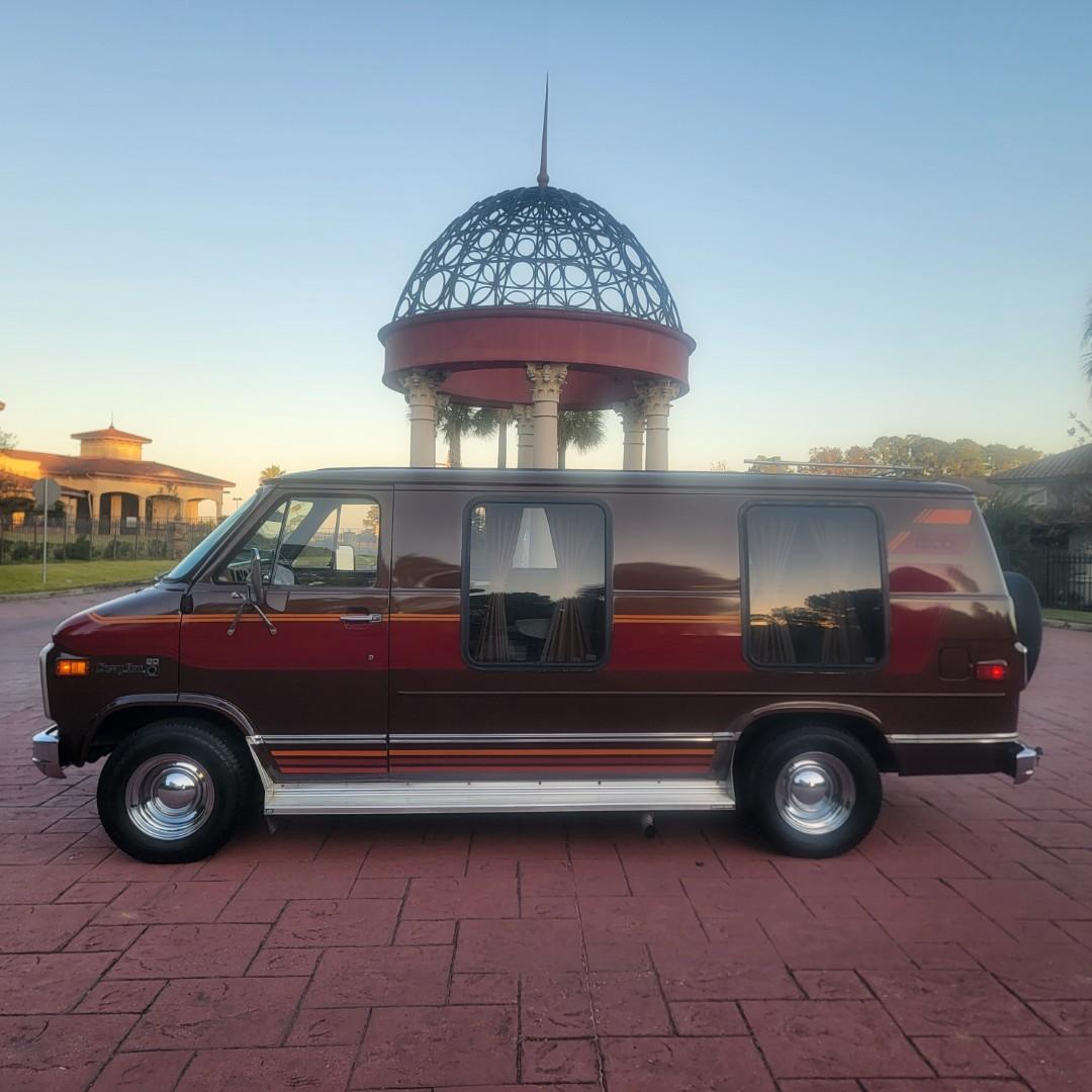 1979 Chevy G20 Vista III