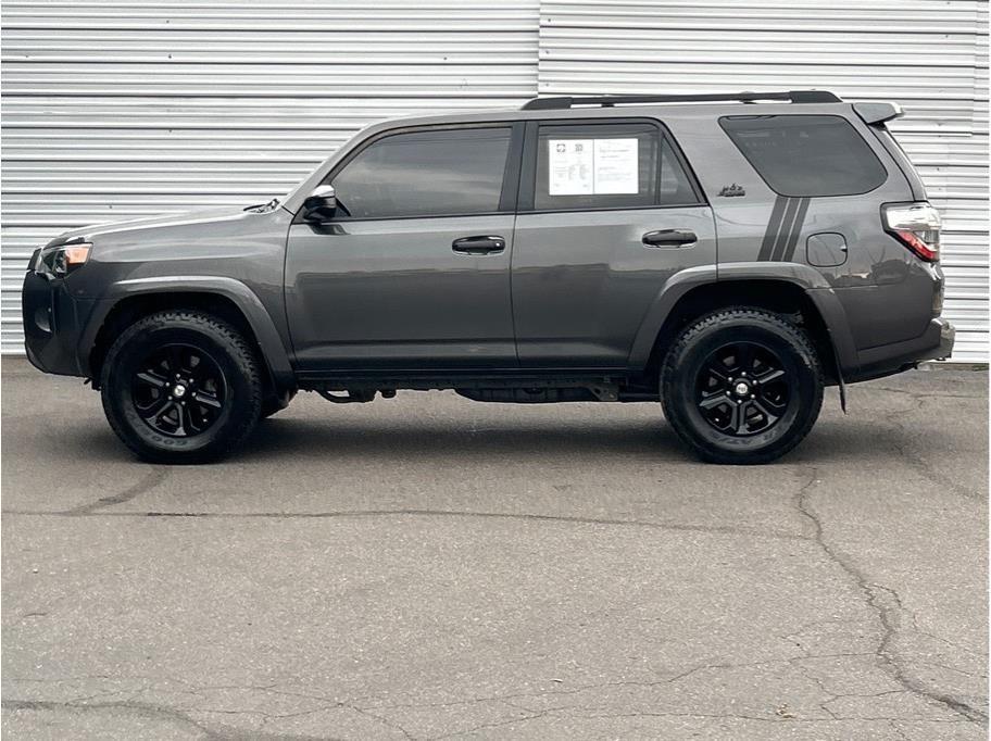 2014 Toyota 4Runner SR5 - 3