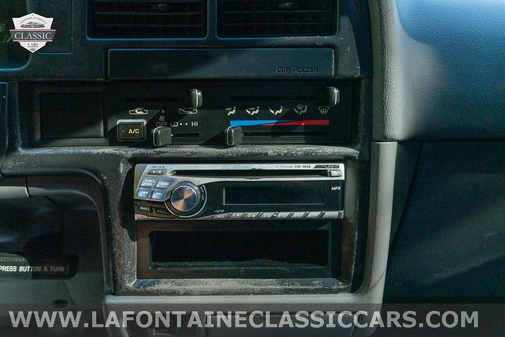 1989 Toyota Pickup Deluxe 4×4