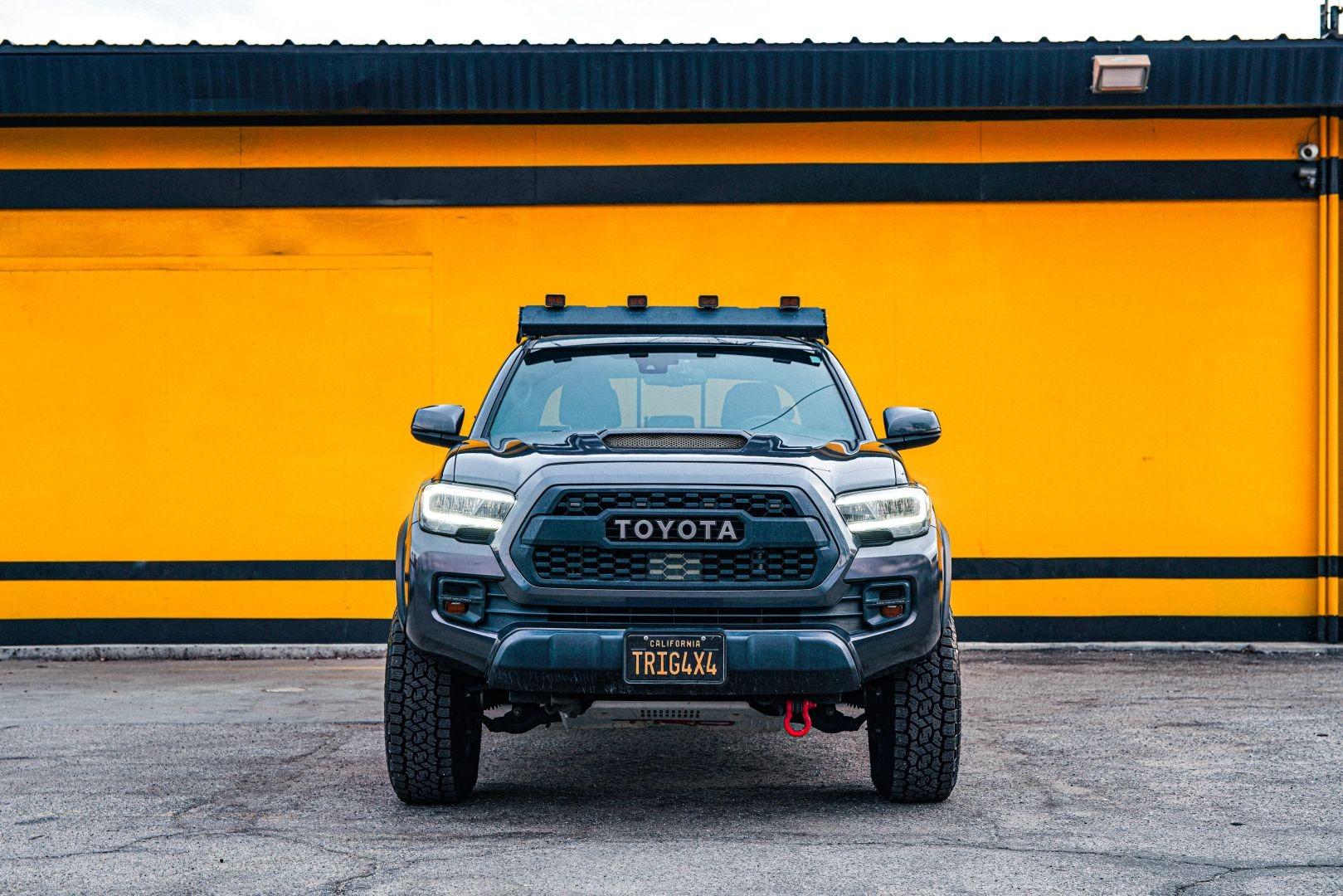 2021 Toyota Tacoma TRD Off-Road - 3