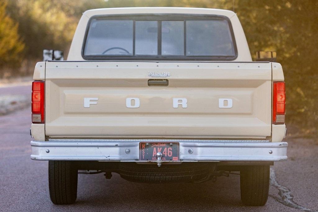 1983 Ford F-150 XL