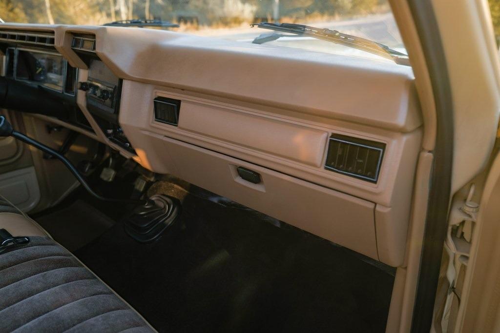 1983 Ford F-150 XL