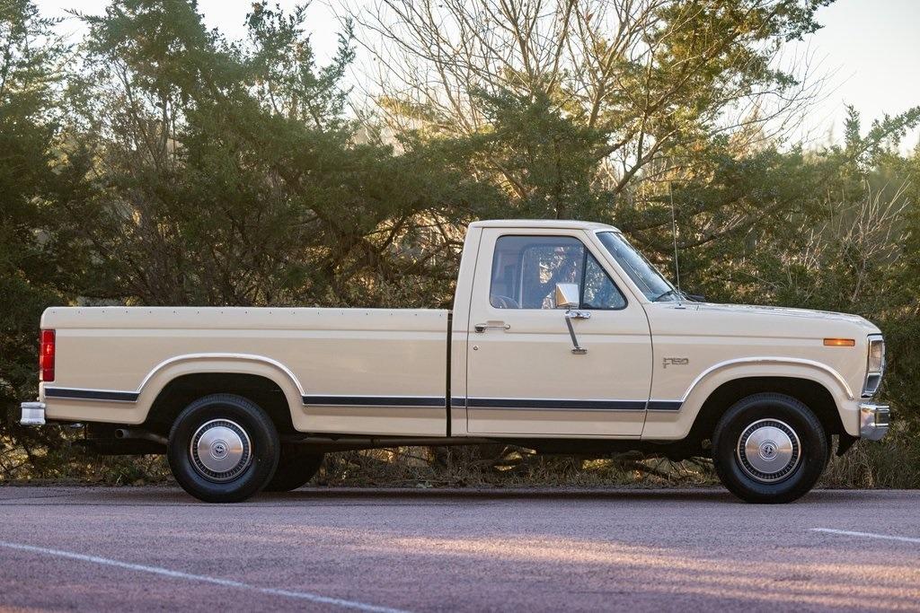1983 Ford F-150 XL