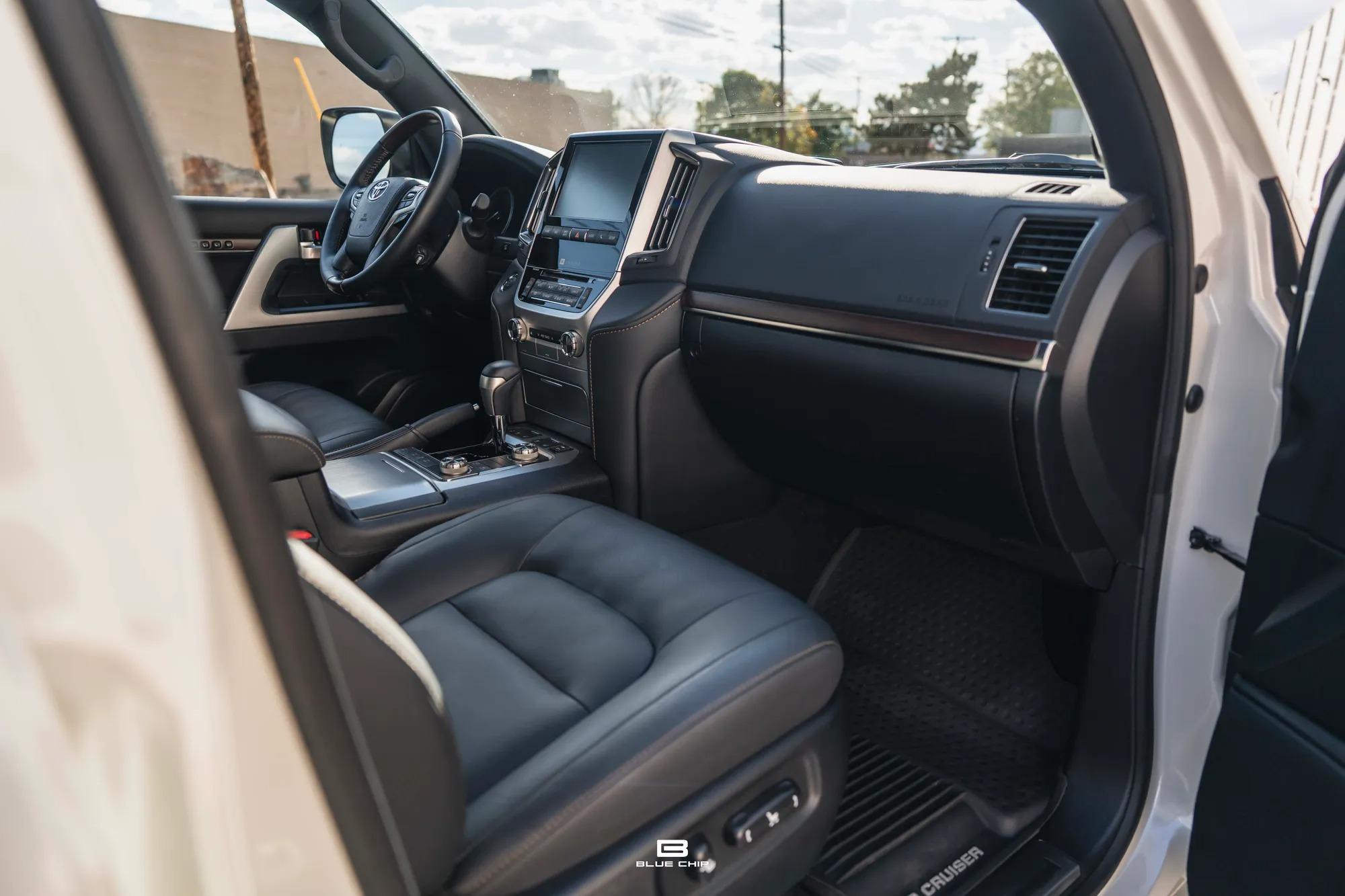 2021 Toyota Land Cruiser Heritage Edition