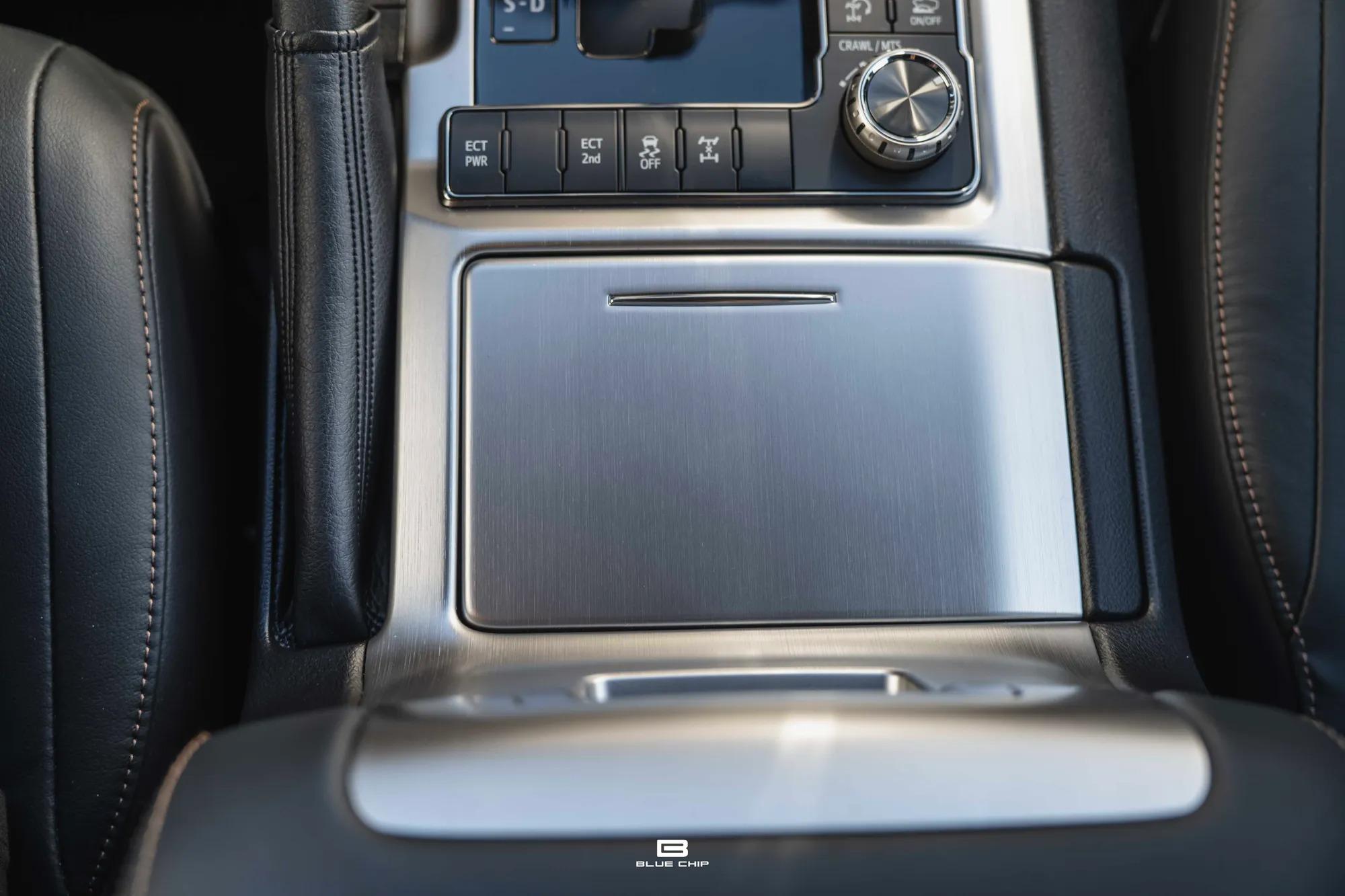 2021 Toyota Land Cruiser Heritage Edition