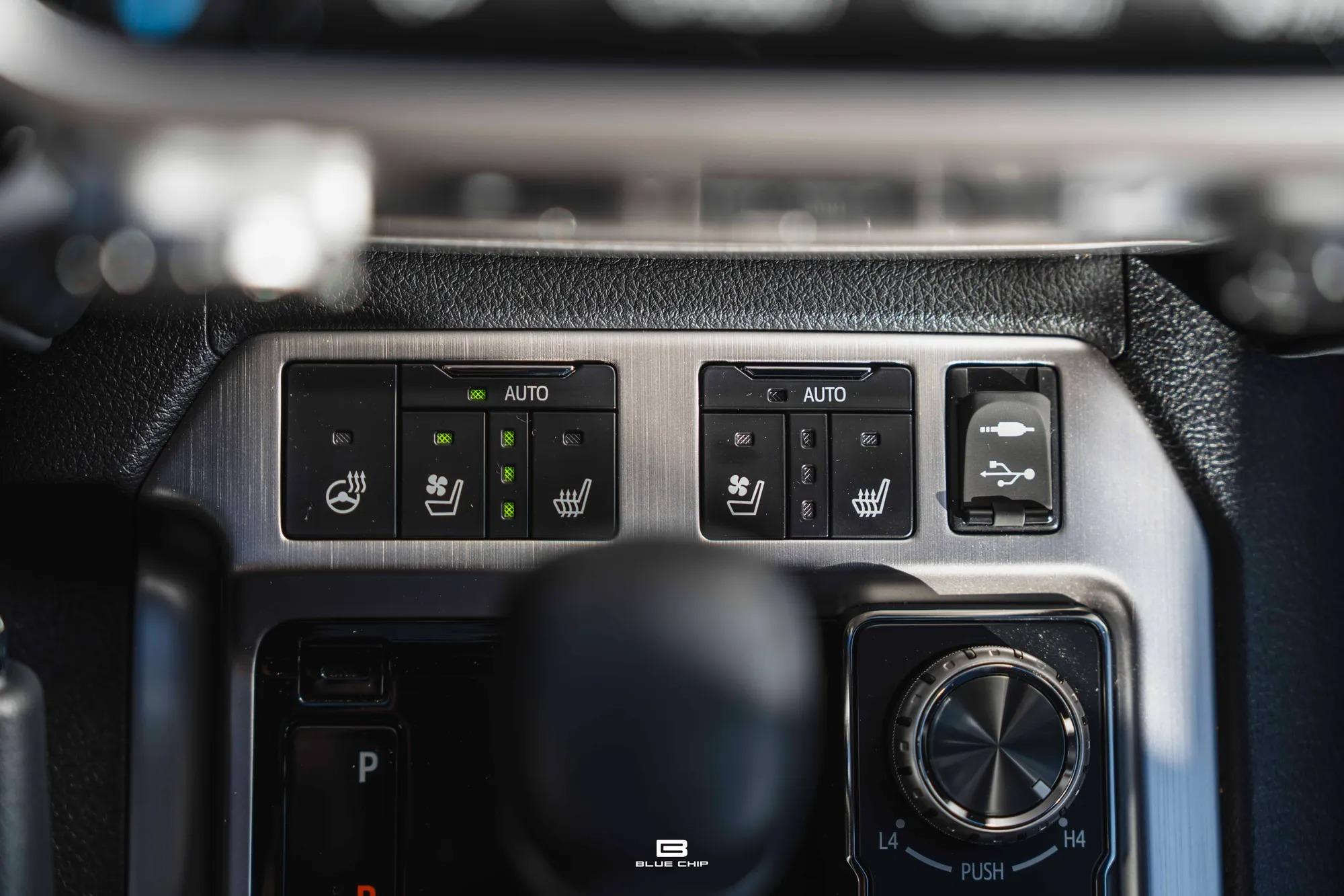 2021 Toyota Land Cruiser Heritage Edition