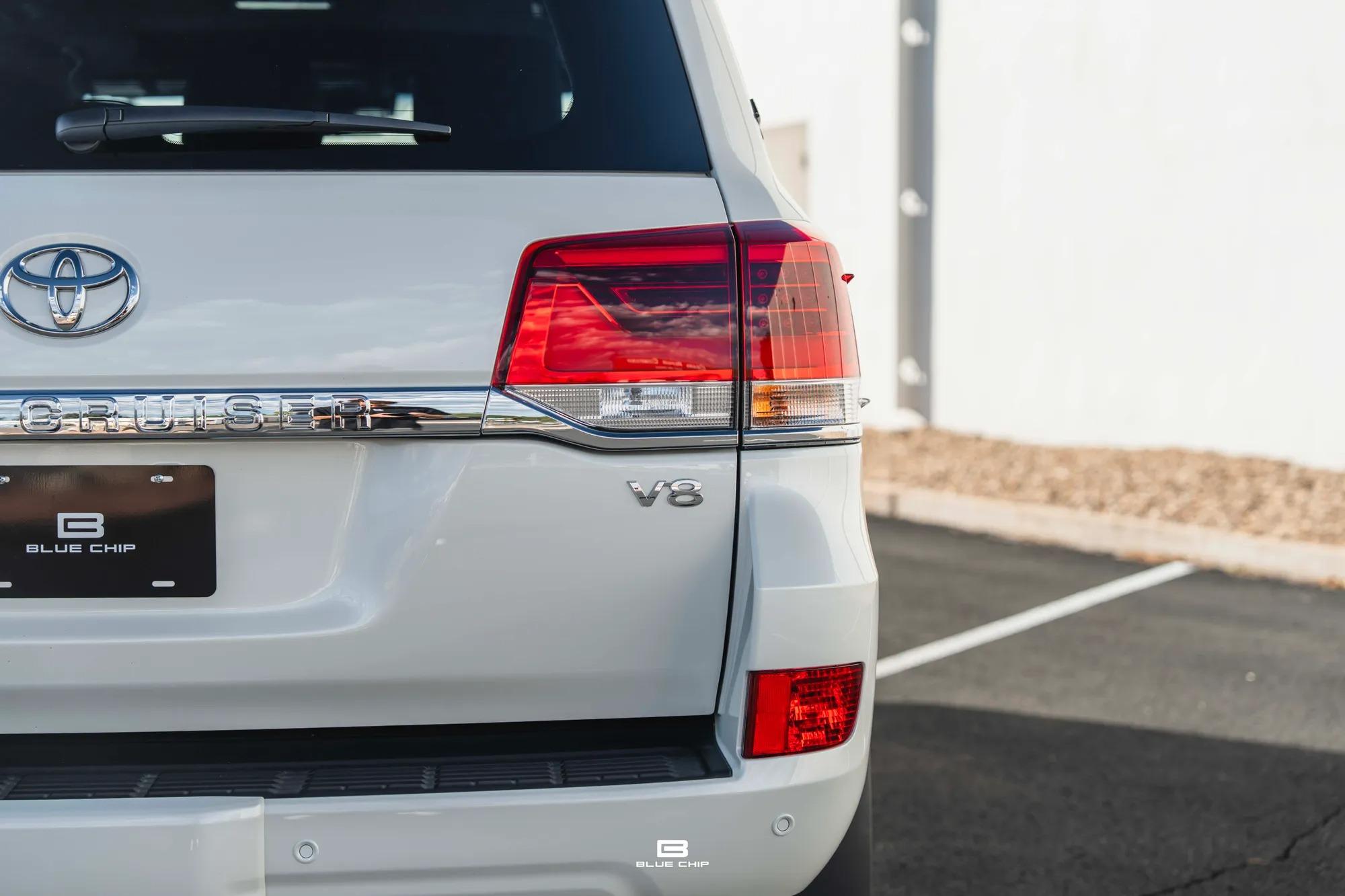 2021 Toyota Land Cruiser Heritage Edition