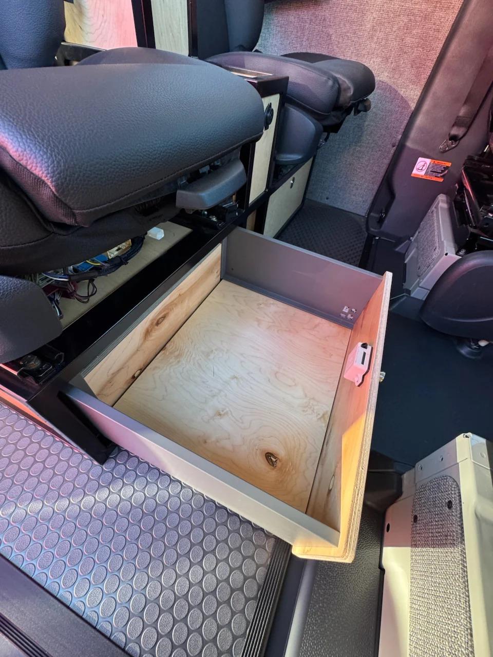 2024 Mercedes-Benz Sprinter 144 4x4 Camper