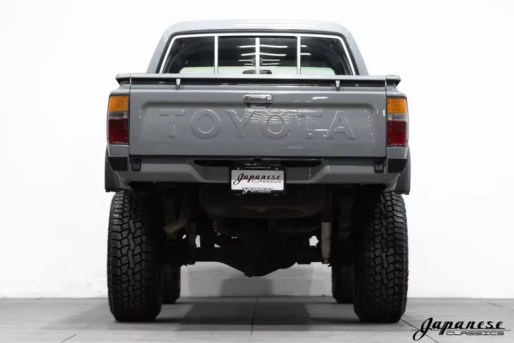 1990 Toyota Hilux LN106 Pickup