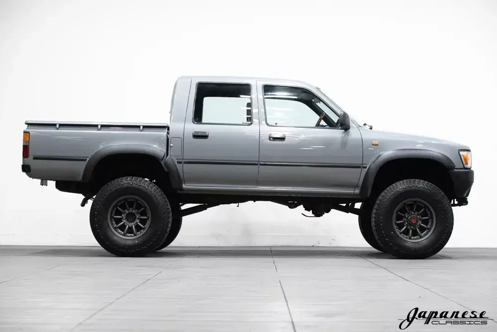 1990 Toyota Hilux LN106 Pickup - 2