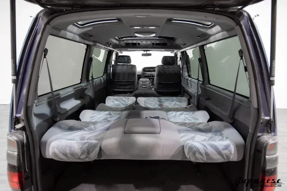 1996 Toyota HiAce Club Field Overland