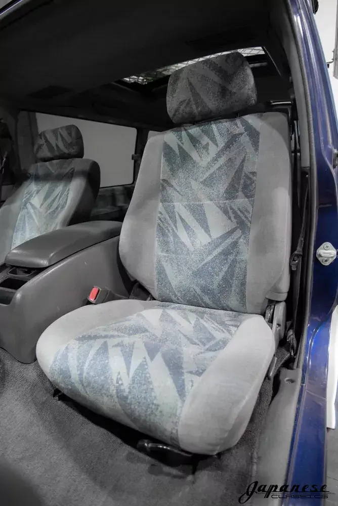 1996 Toyota HiAce Club Field Overland