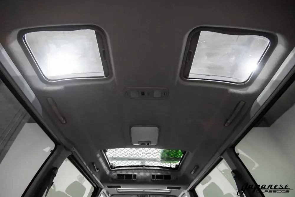 1996 Toyota HiAce Club Field Overland