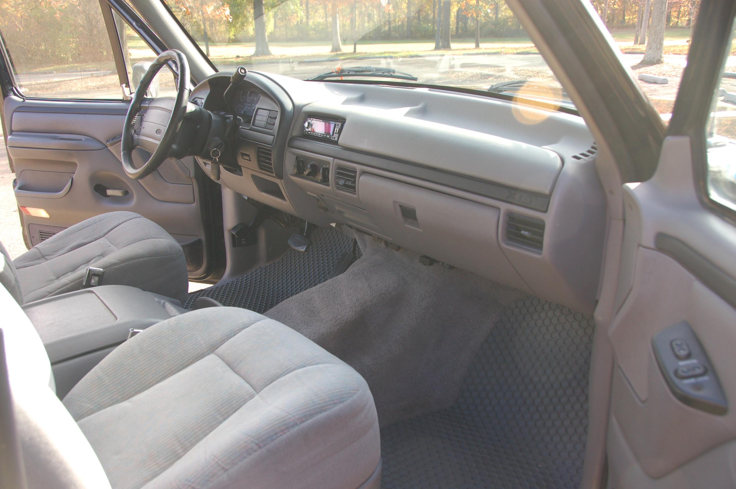 1996 Ford Bronco XLT