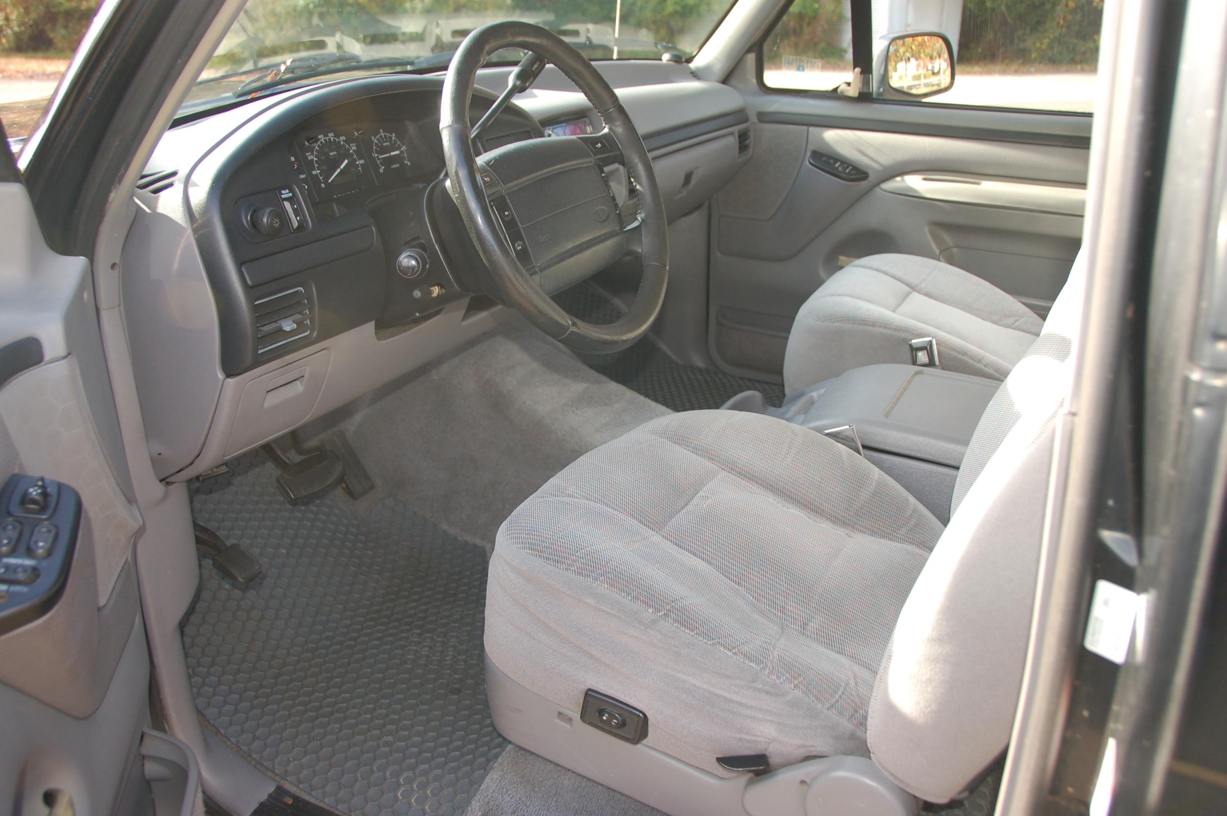1996 Ford Bronco XLT