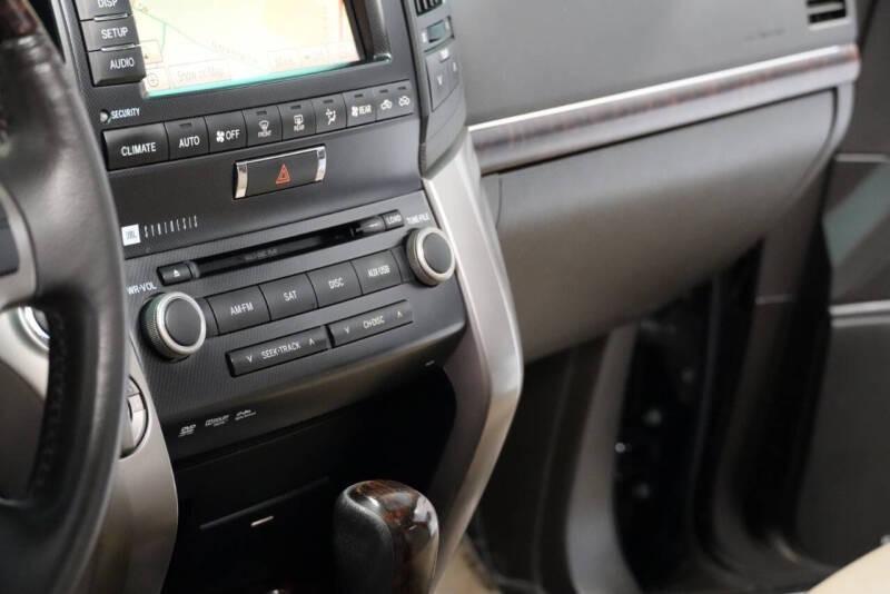 2011 Toyota Land Cruiser