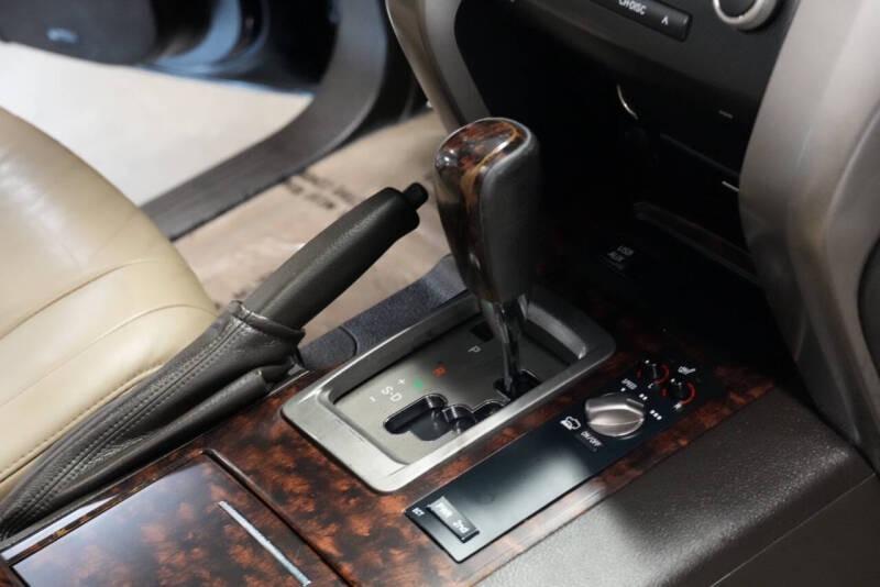 2011 Toyota Land Cruiser