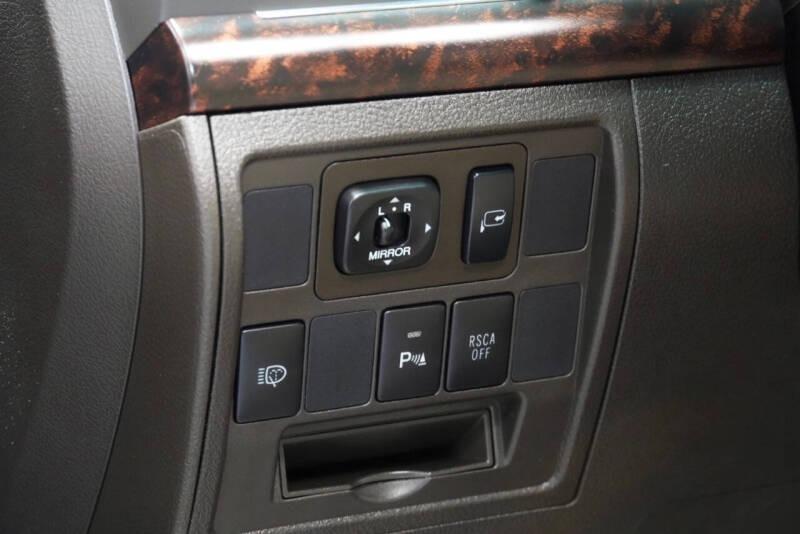 2011 Toyota Land Cruiser