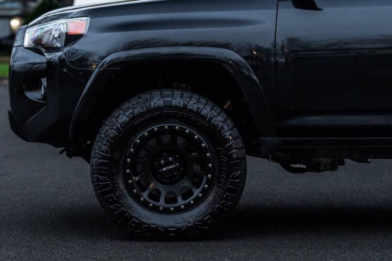 2020 Toyota 4Runner SR5