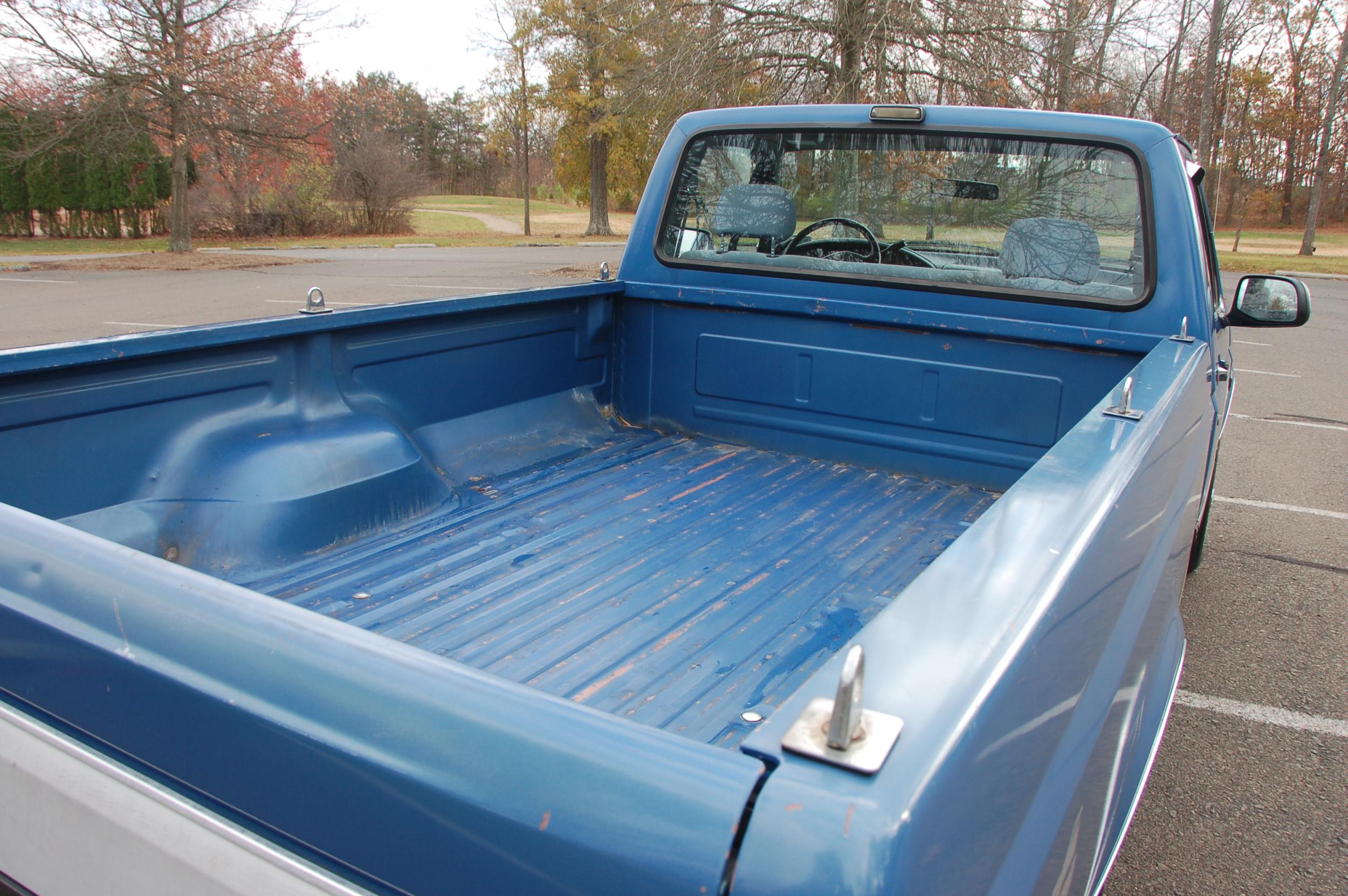 77k-Mile 1993 Ford F-150 XLT 4×4