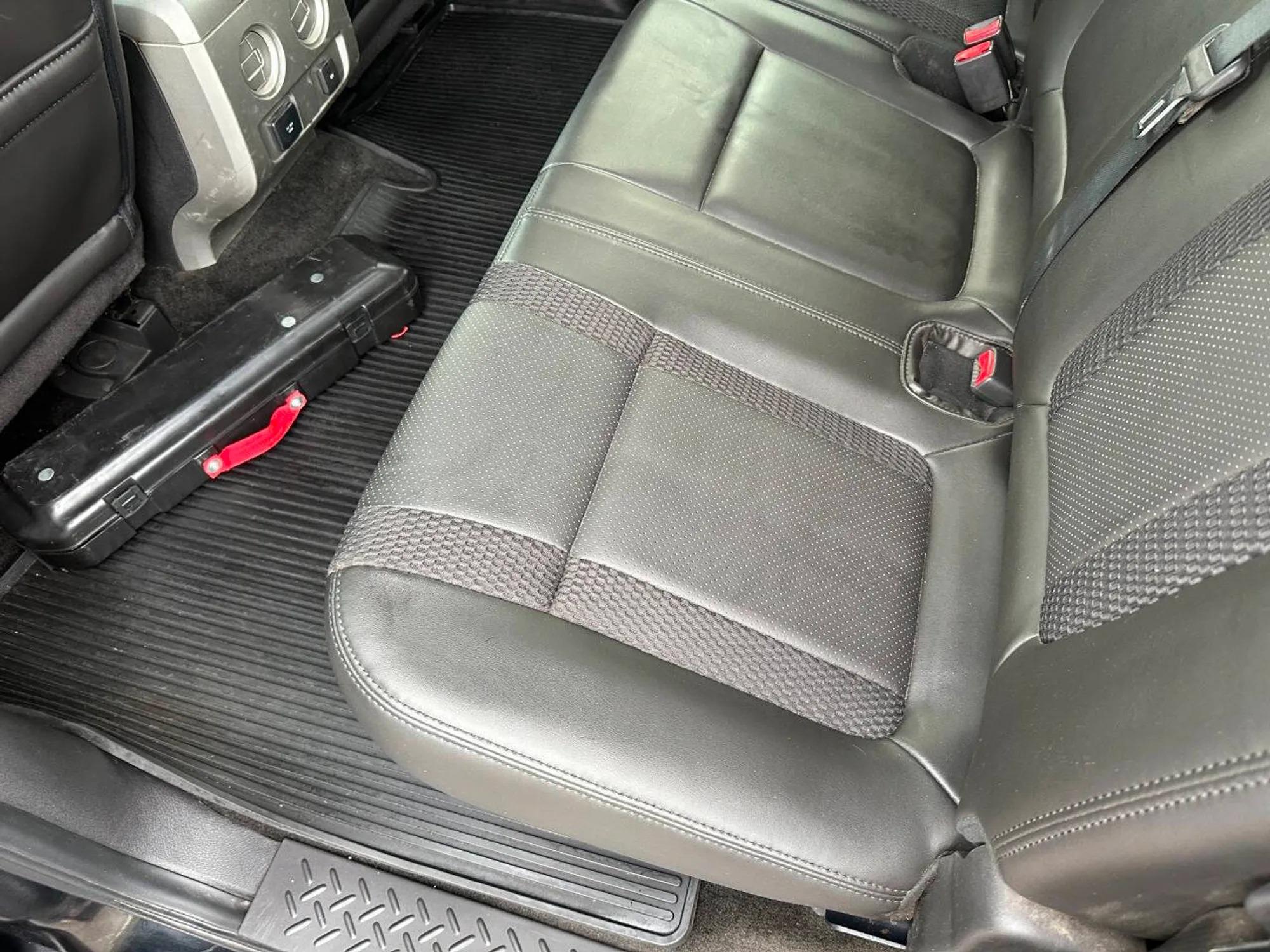 2014 Ford F-150 SVT Raptor